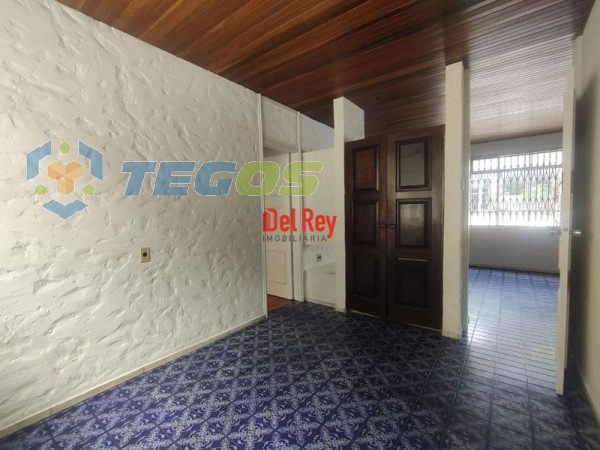 Apartamento com 4 Quartos e 3 banheiros à Venda, 133 m² por R$656.000,00 Foto 5