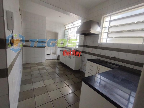 Apartamento com 4 Quartos e 3 banheiros à Venda, 133 m² por R$656.000,00 Foto 19