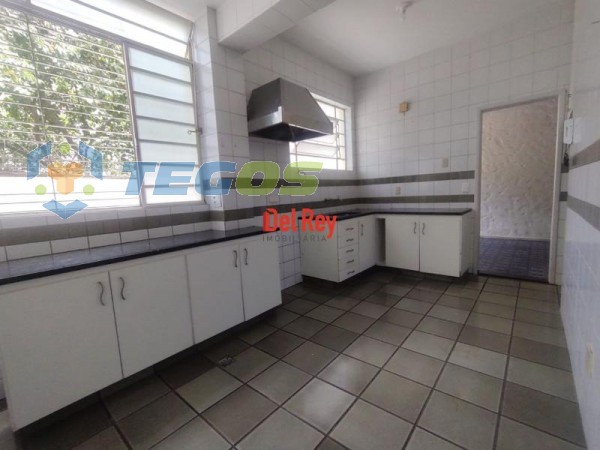 Apartamento com 4 Quartos e 3 banheiros à Venda, 133 m² por R$656.000,00 Foto 20