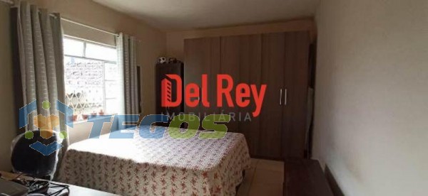 Casa com 3 Quartos e 1 banheiro à Venda, 174 m² por R$ 700.000 Foto 10