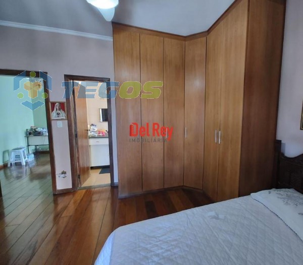 Casa à venda com 4 quartos 2 suítes  e 5 vagas Foto 13