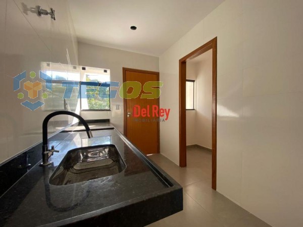 Vendo casa geminada no Caiçara Foto 7