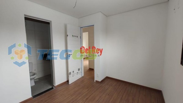 Vendo apartamento 3 quartos com elevador no Caiçara Foto 17