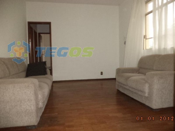 Apartamento localizado em Alto Barroca. 3 quartos, 1 banheiros e 1 vagas. Foto 2