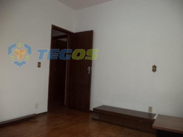 Apartamento localizado em Alto Barroca. 3 quartos, 1 banheiros e 1 vagas. Foto 8