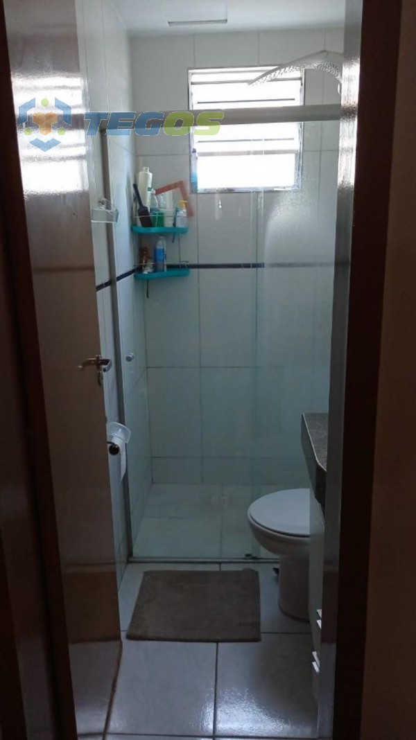 Apartamento localizado em Camargos. 2 quartos, 1 banheiros e 1 vagas. Foto 7